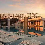 Hotel Cavo Maris 4*