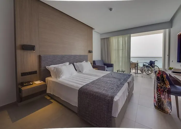 Hotel Cavo Maris Protaras