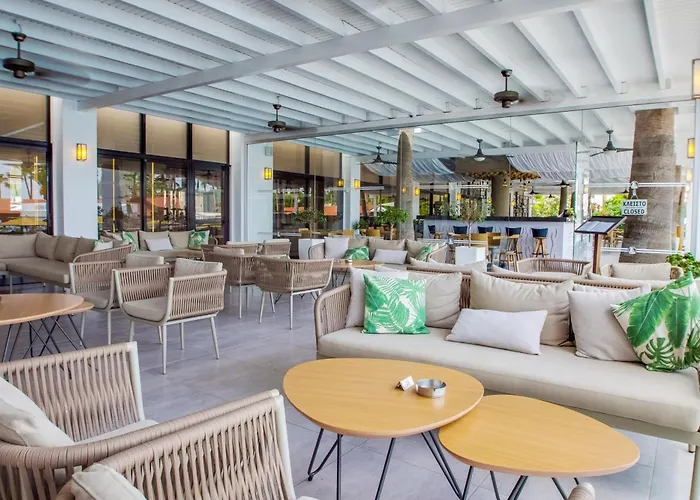 Hotel Cavo Maris Protaras