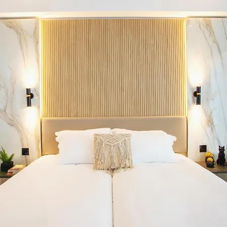 Cavo Maris Hotel 4*