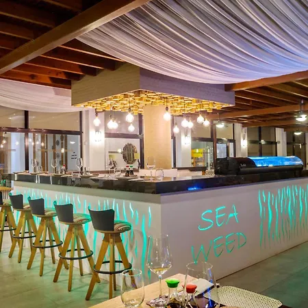 Cavo Maris Hotel 4*