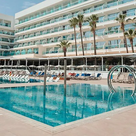 Cavo Maris Hotel