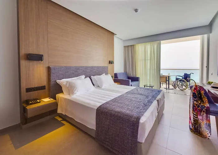 Hotell Cavo Maris Protaras