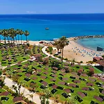 Cavo Maris 4*